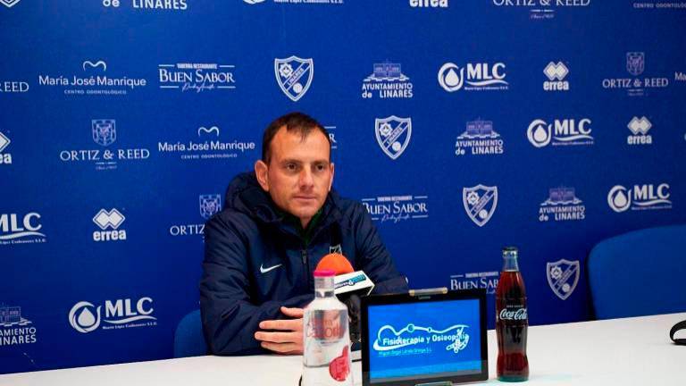 Alberto González dice adiós al Linares Deportivo Alberto González dice adiós al Linares Deportivo