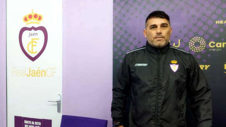 Emilio Fajardo: “Nunca olvidaré que fui entrenador del Real Jaén” Emilio Fajardo: “Nunca olvidaré que fui entrenador del Real Jaén”