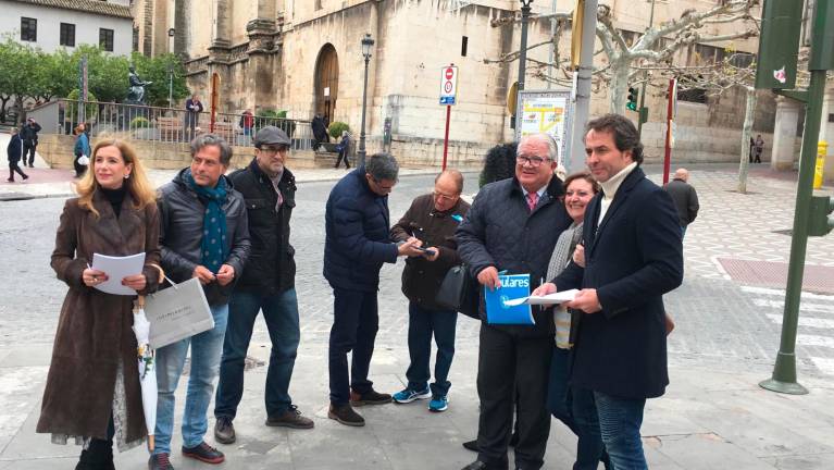Firmas para darle a Alfonso Sánchez la Medalla de Oro Firmas para darle a Alfonso Sánchez la Medalla de Oro
