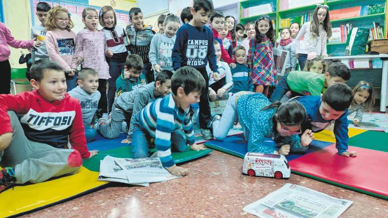 Risas y descubrimientos en el aula