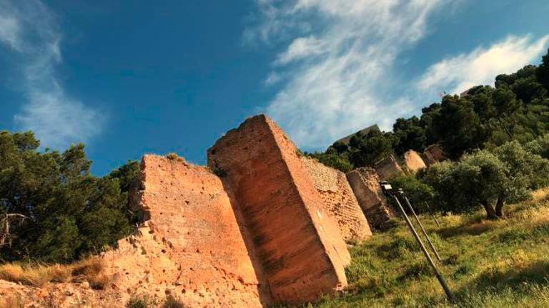 Luz verde a los 1,3 millones para la recuperación de la muralla de la ciudad de Jaén Luz verde a los 1,3 millones para la recuperación de la muralla de la ciudad de Jaén