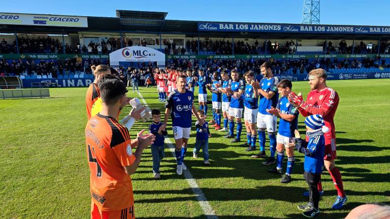 Amarga despedida de Rodri del Linares Deportivo (0-2) Amarga despedida de Rodri del Linares Deportivo (0-2)