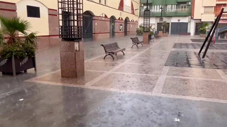 Acaban los votos y comienza a llover en Jaén Acaban los votos y comienza a llover en Jaén