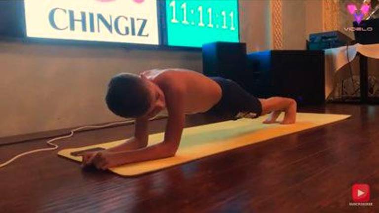 Abdul-Rakhim Getagazov, el niño de 11 años que ha batido el récord de la plancha más larga del mundo Abdul-Rakhim Getagazov, el niño de 11 años que ha batido el récord de la plancha más larga del mundo
