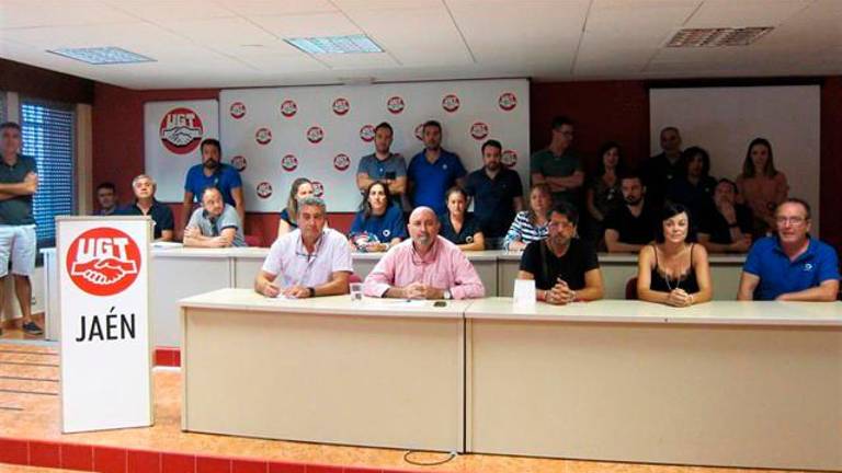UGT pide al Ayuntamiento la retirada del ERTE en Onda Jaén y buscar alternativas a esta medida tan traumática UGT pide al Ayuntamiento la retirada del ERTE en Onda Jaén y buscar alternativas a esta medida tan traumática