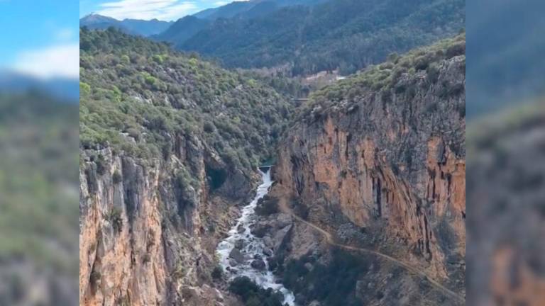 La bravura del Guadalquivir a su paso por la Cerrada del Utrero La bravura del Guadalquivir a su paso por la Cerrada del Utrero