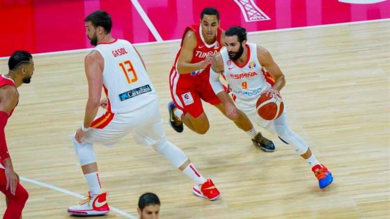 España arrasa a Túnez España arrasa a Túnez