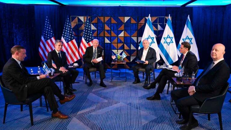 EEUU e Israel barajan poner en Gaza un Gobierno interino respaldado por la ONU y países árabes EEUU e Israel barajan poner en Gaza un Gobierno interino respaldado por la ONU y países árabes