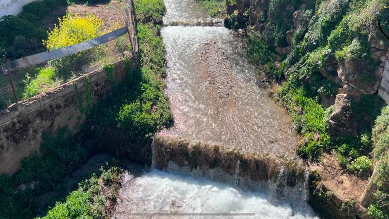 Alegría de agua en el río Susana, por Valdepeñas de Jaén Alegría de agua en el río Susana, por Valdepeñas de Jaén