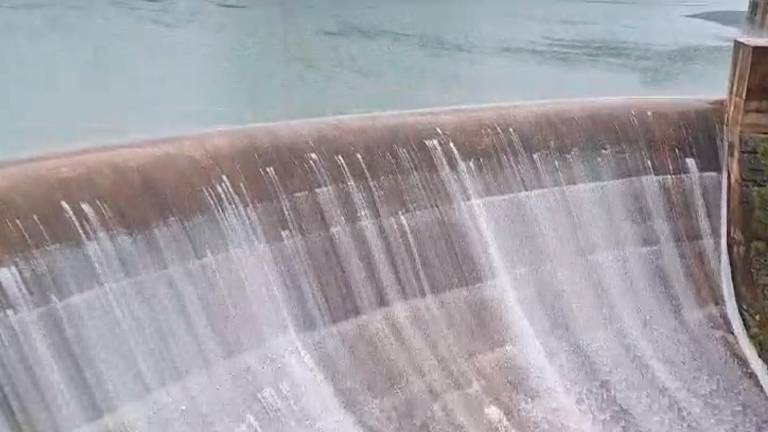 Vean cómo está el embalse de Aguascebas, a rebosar... Vean cómo está el embalse de Aguascebas, a rebosar...