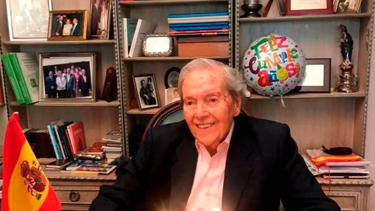 Fallece Ramón Palacios, histórico político de La Carolina, a los 102 años Fallece Ramón Palacios, histórico político de La Carolina, a los 102 años