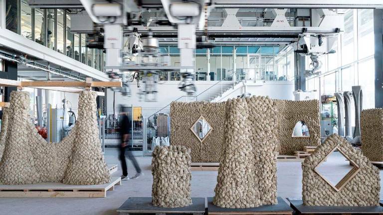 Las increíbles creaciones de arcilla de un robot Las increíbles creaciones de arcilla de un robot