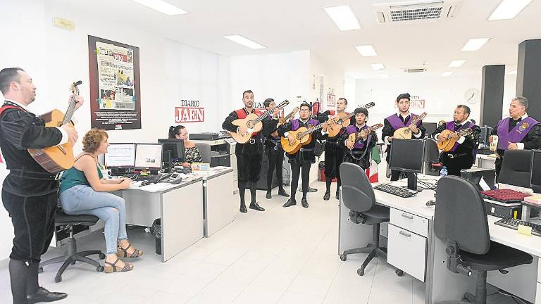 La ronda de México, entre olivos