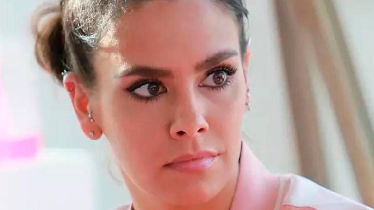 Cristina Pedroche indignada: “Si quisiera ir desnuda (en las Campanadas), iría” Cristina Pedroche indignada: “Si quisiera ir desnuda (en las Campanadas), iría”