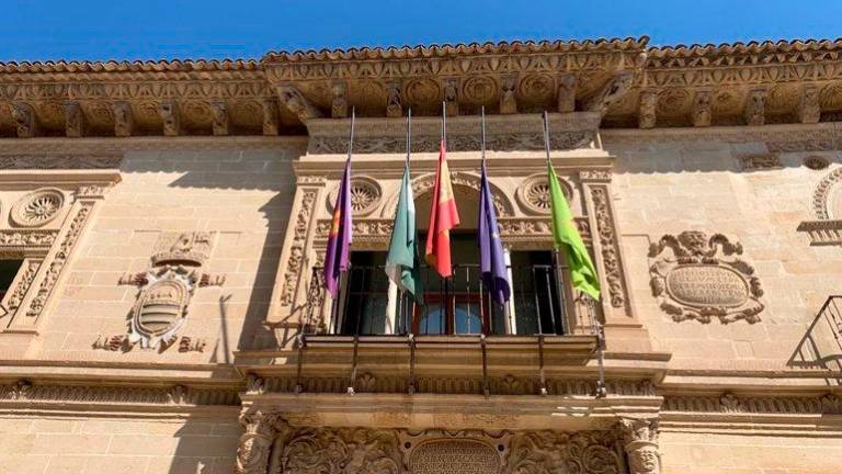 Luto en Baeza por la muerte de la niña atropellada en Garrucha Luto en Baeza por la muerte de la niña atropellada en Garrucha