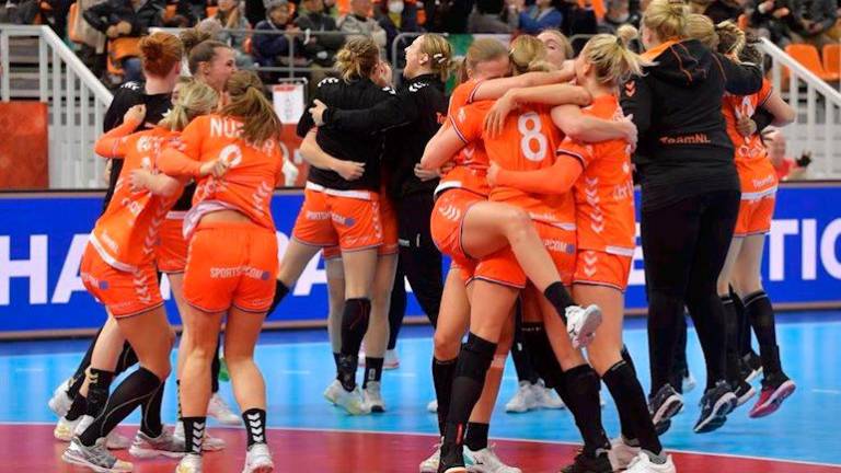 Las “Guerreras” son de plata Las “Guerreras” son de plata