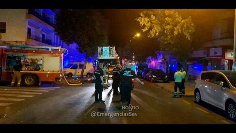 Mueren dos personas en un incendio en su vivienda en la capital Mueren dos personas en un incendio en su vivienda en la capital