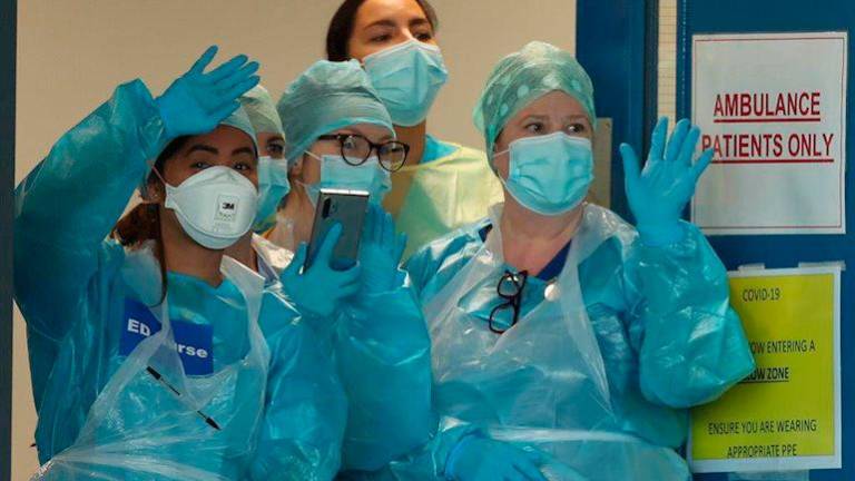 Más de 302.000 muertos y 4,4 millones de casos de covid-19 Más de 302.000 muertos y 4,4 millones de casos de covid-19