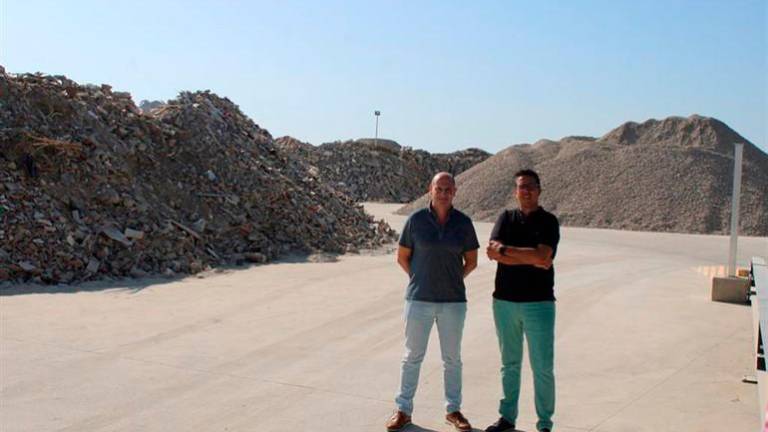 La Diputación invertirá 184.000 euros en la ampliación de planta de tratamiento de escombros de Úbeda La Diputación invertirá 184.000 euros en la ampliación de planta de tratamiento de escombros de Úbeda