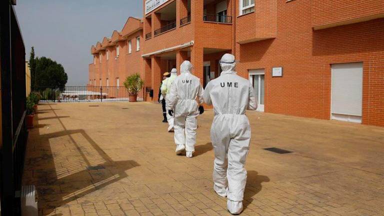 Fallecen diez ancianos en una residencia de Granada Fallecen diez ancianos en una residencia de Granada