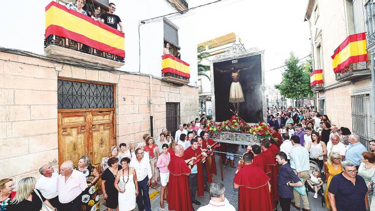Homenaje al Cristo de Burgos Homenaje al Cristo de Burgos