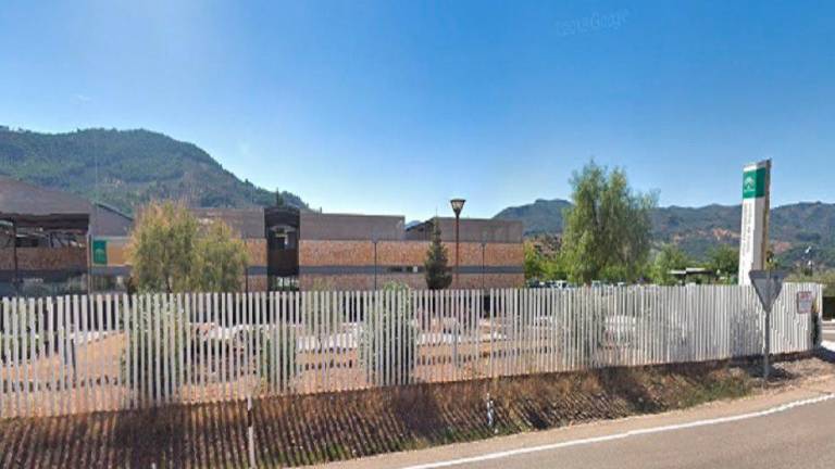 El Ayuntamiento de Segura de la Sierra cierra instalaciones municipales El Ayuntamiento de Segura de la Sierra cierra instalaciones municipales