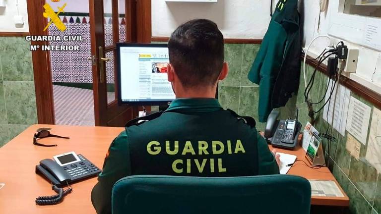 Investigado por intento de ciberestafa de 40.000 euros a una empresa en Sevilla Investigado por intento de ciberestafa de 40.000 euros a una empresa en Sevilla