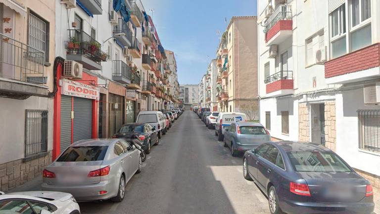 Un hombre, en estado muy grave, tras recibir un fuerte golpe en la cabeza en Jaén Un hombre, en estado muy grave, tras recibir un fuerte golpe en la cabeza en Jaén