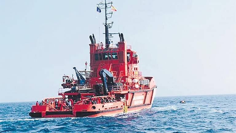 Rescatadas 219 personas y un cadáver en la costa almeriense Rescatadas 219 personas y un cadáver en la costa almeriense