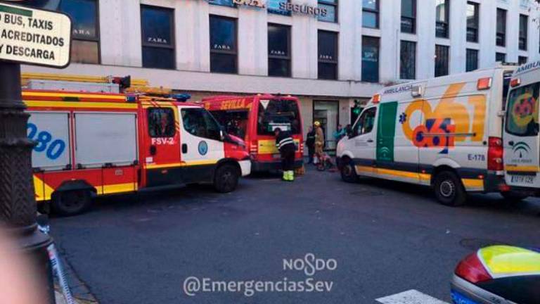 A examen el estado de los buses de la línea C5 A examen el estado de los buses de la línea C5
