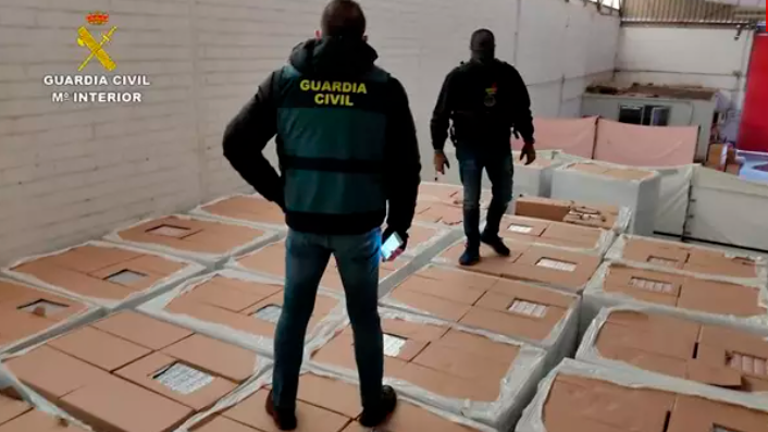 Incautadas 494.500 cajetillas de tabaco falsificado valoradas en 2,17 millones de euros Incautadas 494.500 cajetillas de tabaco falsificado valoradas en 2,17 millones de euros