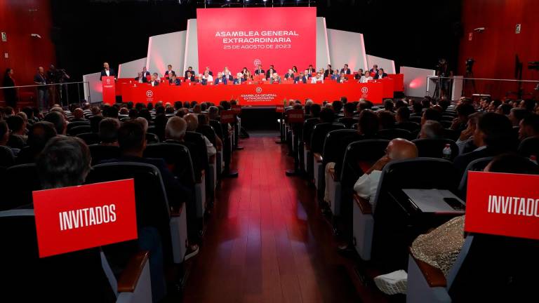 La RFEF convoca una reunión urgente con los presidentes de las Territoriales por el caso Rubiales La RFEF convoca una reunión urgente con los presidentes de las Territoriales por el caso Rubiales