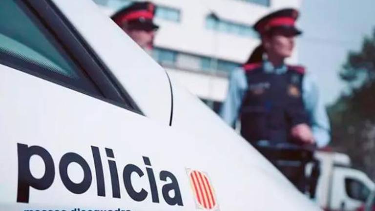 Fallece una menor en el incendio de un bungaló en un camping de Tarragona Fallece una menor en el incendio de un bungaló en un camping de Tarragona