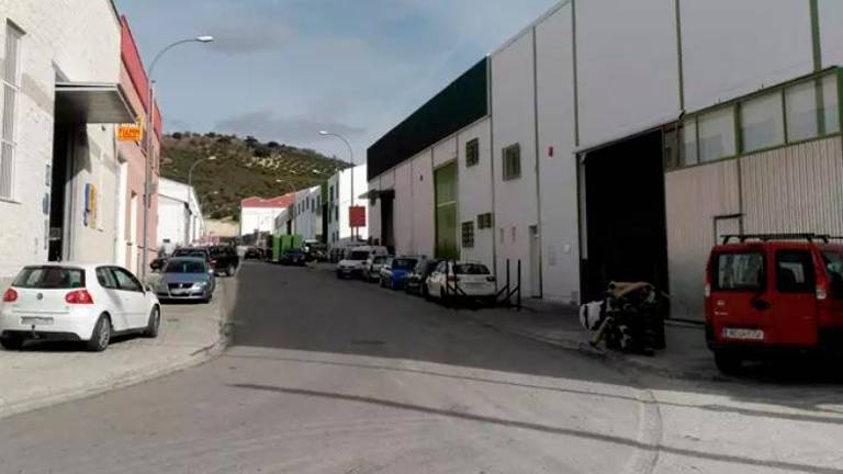Fomento da primeros pasos para conectar polígonos en Alcalá la Real Fomento da primeros pasos para conectar polígonos en Alcalá la Real