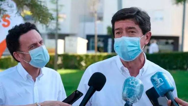 Juan Marín: “Los concejales suspendidos de Jaén han actuado por intereses personales, de la mano del PP” Juan Marín: “Los concejales suspendidos de Jaén han actuado por intereses personales, de la mano del PP”