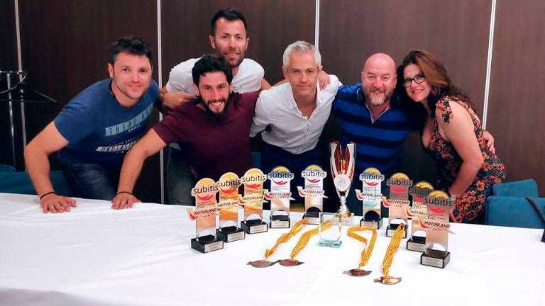 Un equipo de triunfadores Un equipo de triunfadores
