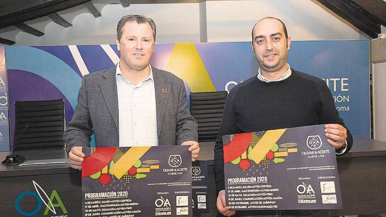 Presentada la IV edición del Club de Cata Olivar y Aceite Presentada la IV edición del Club de Cata Olivar y Aceite