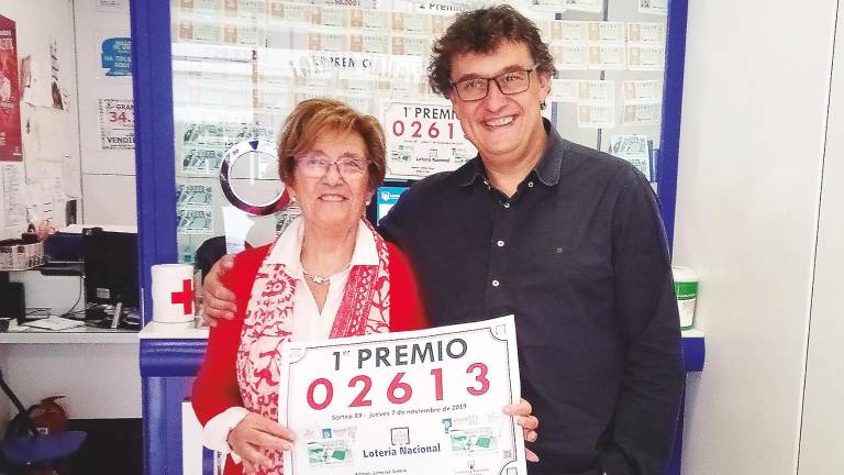 Diez vecinos se reparten 300.000 euros con la Lotería