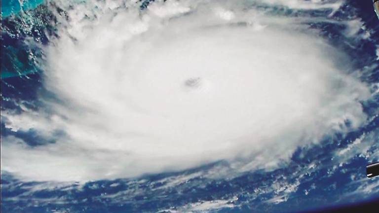 Unos 800.000 evacuados por el huracán “Dorian” Unos 800.000 evacuados por el huracán “Dorian”