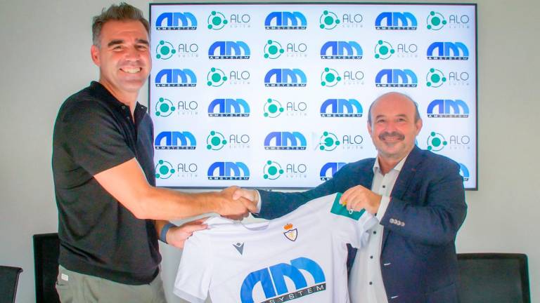 El Real Jaén y AM System unen lazos y la empresa tecnológica será el principal patrocinador El Real Jaén y AM System unen lazos y la empresa tecnológica será el principal patrocinador