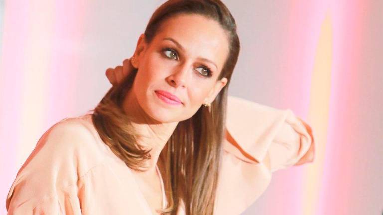 Eva González se enfrenta a su rueda de prensa más dura Eva González se enfrenta a su rueda de prensa más dura