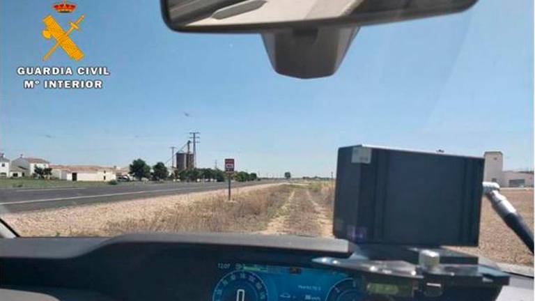 Sorprendido circulando a 191 km/h en un tramo de 90