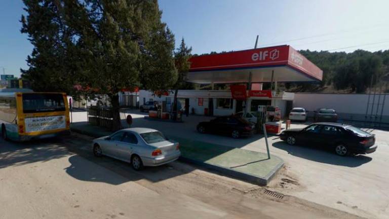 Atracan la gasolinera de la avenida de Granada Atracan la gasolinera de la avenida de Granada