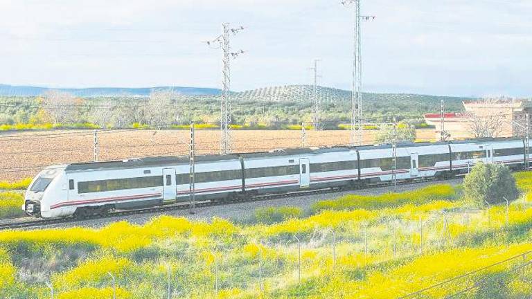 La unión de Jaén y Córdoba en AVE ya está más cerca La unión de Jaén y Córdoba en AVE ya está más cerca