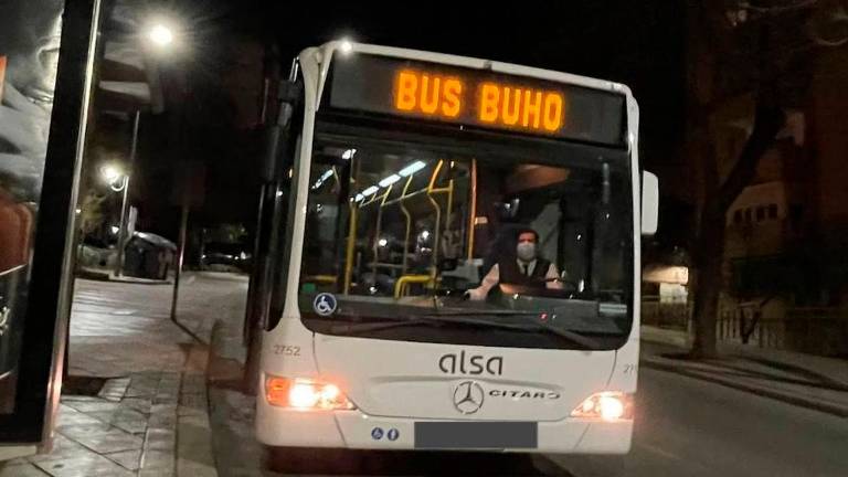 El servicio de bus búho se verá reforzado con motivo de la Noche en Blanco El servicio de bus búho se verá reforzado con motivo de la Noche en Blanco