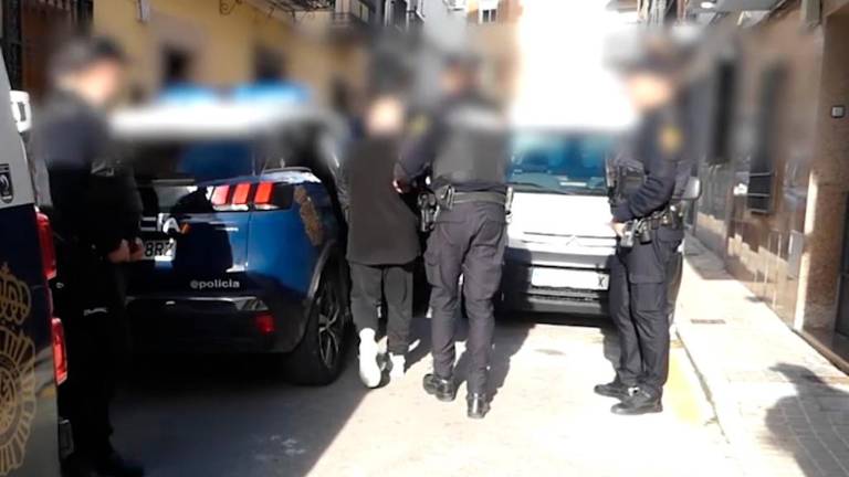 Así detuvieron por extorsión a Juan Manuel Reyes ‘Samu’, antiguo máximo accionista del Real Jaén Así detuvieron por extorsión a Juan Manuel Reyes ‘Samu’, antiguo máximo accionista del Real Jaén