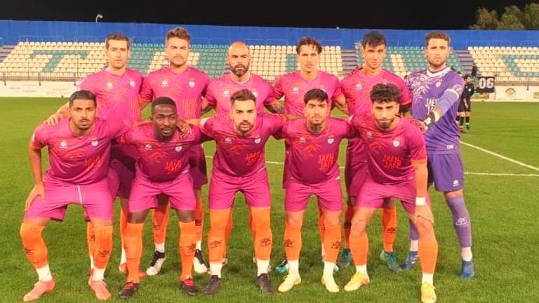 El Motril deja al Real Jaén tocado (2-0) El Motril deja al Real Jaén tocado (2-0)