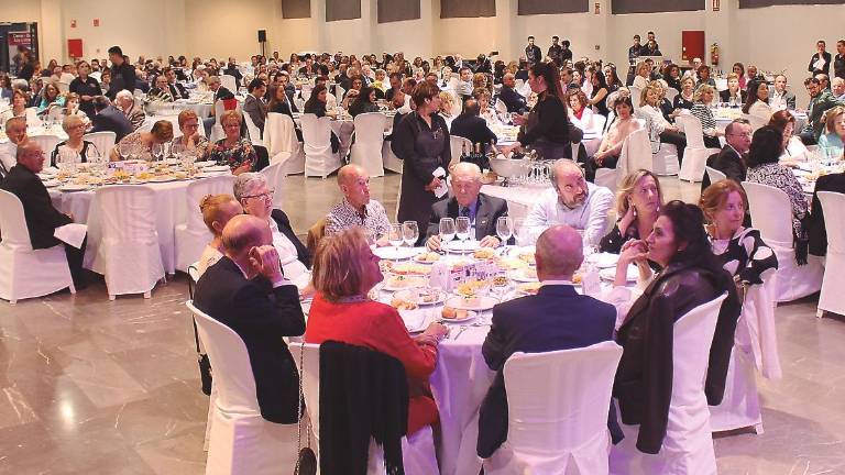 Un encuentro por la solidaridad Un encuentro por la solidaridad