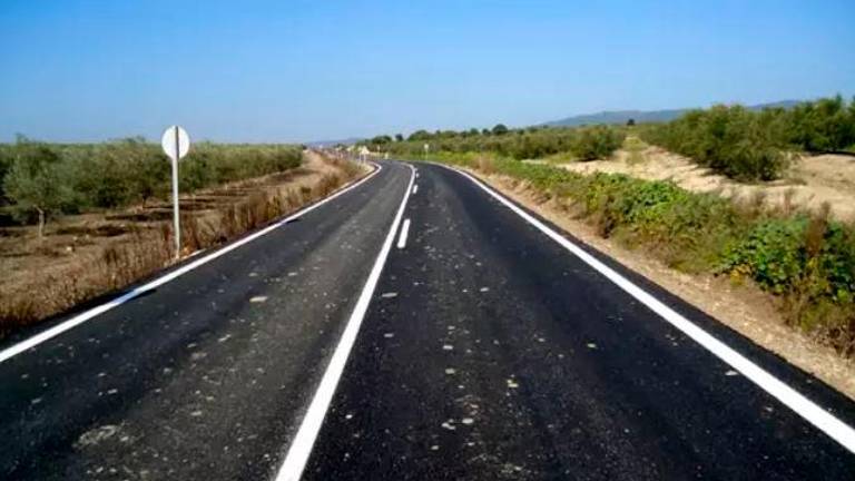 Seis carreteras cortadas por inundación y nevadas en Sevilla, Córdoba y Granada Seis carreteras cortadas por inundación y nevadas en Sevilla, Córdoba y Granada