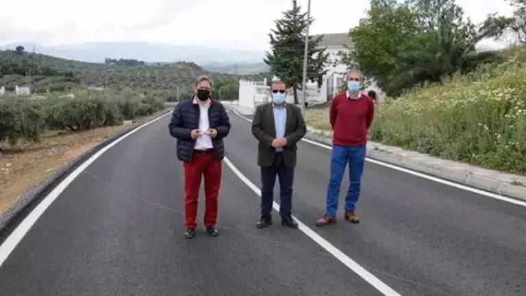 La Diputación aporta más de 160.000 euros para arreglar la antigua JV-2232 en La Bobadilla La Diputación aporta más de 160.000 euros para arreglar la antigua JV-2232 en La Bobadilla